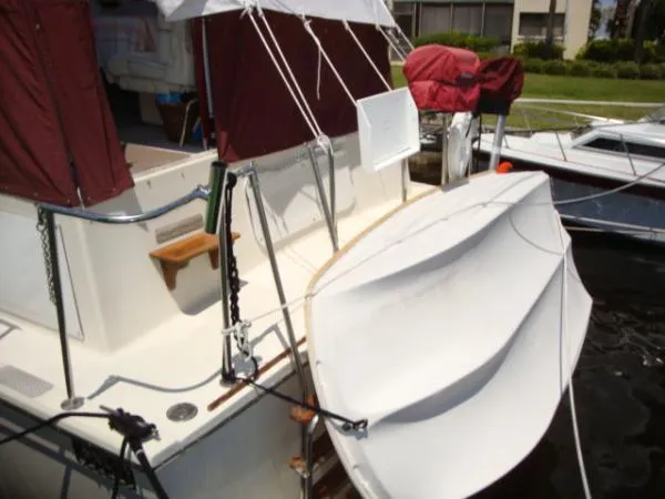 Slide: The Image of Chris-Craft 381 Catalina 1986 - 3
