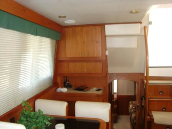 Slide: The Image of Mainship 430 Fast Trawler 2002 - 10