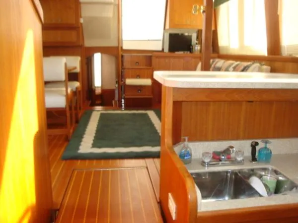 Slide: The Image of Mainship 430 Fast Trawler 2002 - 11