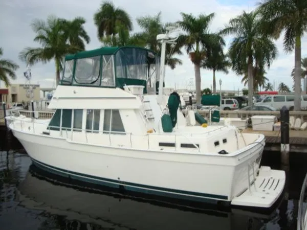 Slide: The Image of Mainship 430 Fast Trawler 2002 - 2