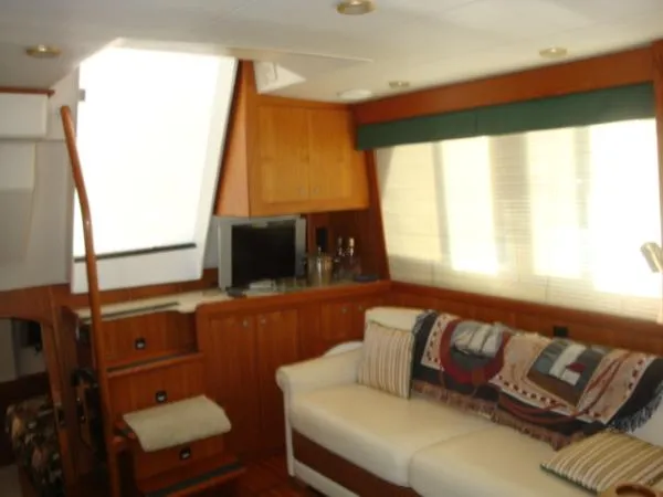 Slide: The Image of Mainship 430 Fast Trawler 2002 - 3