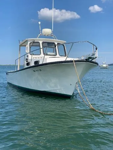 Slide: The Image of Eastern 27 Lobster 2003 - 3