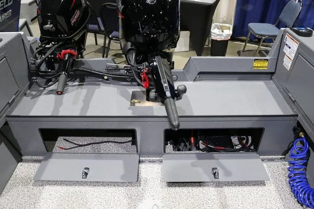 Slide: The Image of Alumaweld Adventurer 18 2026 - 22