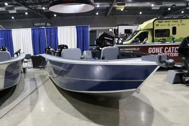 Slide: The Image of Alumaweld Adventurer 18 2026 - 3