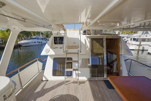 Slide: The Image of Tarquin Trader 535 Signature 2003 - 2