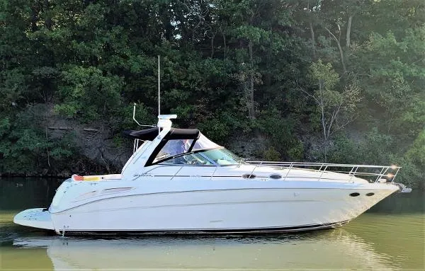 Slide: The Image of Sea Ray 380 Sundancer 2001 - 0