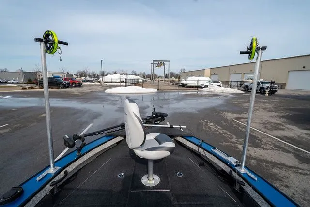 Slide: The Image of Polar Kraft Kodiak 200 Pro 2021 - 14