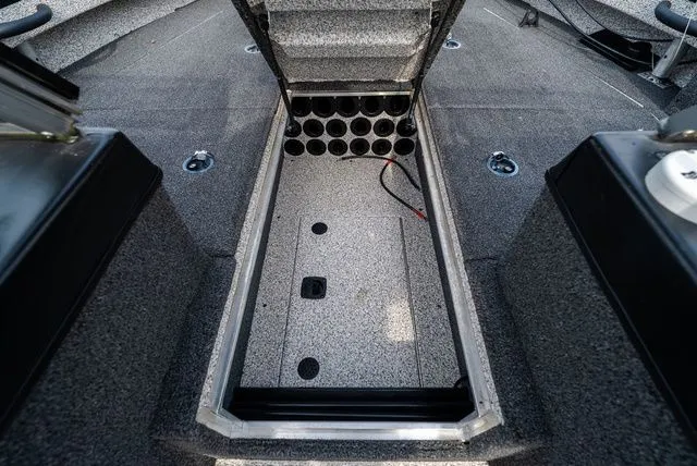 Slide: The Image of Polar Kraft Kodiak 200 Pro 2021 - 15