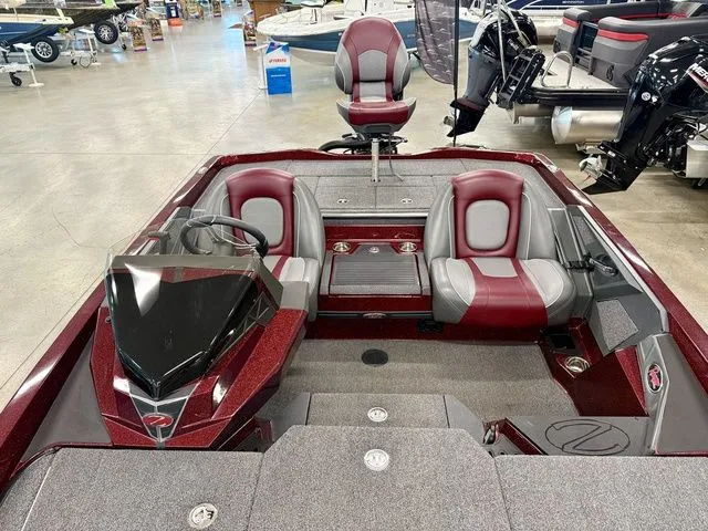 Slide: The Image of Ranger Z518 2022 - 5