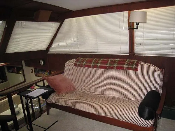 Slide: The Image of Uniflite Aft Cabin 1982 - 6