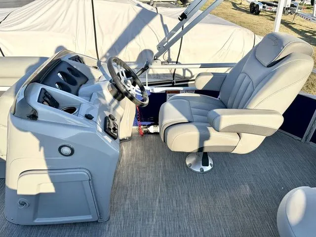 Slide: The Image of Bennington 20 SLV 2021 - 6