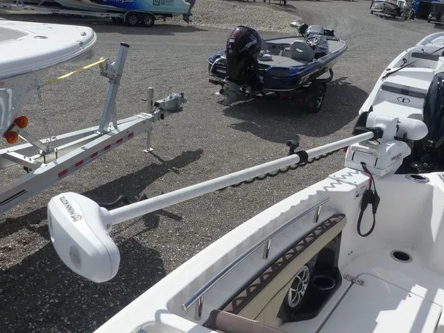 Slide: The Image of Yamaha 255 FSH Sport E 2023 - 11