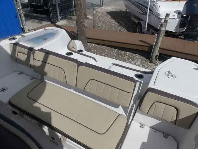 Slide: The Image of Yamaha 255 FSH Sport E 2023 - 17