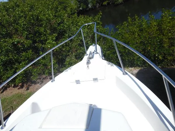 Slide: The Image of Robalo 2440 Walkaround 1994 - 8