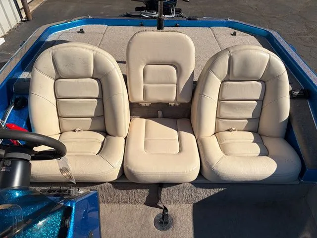 Slide: The Image of Champion DCX 187 Elite 1999 - 10