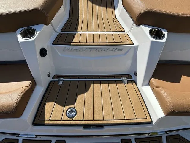 Slide: The Image of Nautique Super Air Nautique G23 2023 - 17
