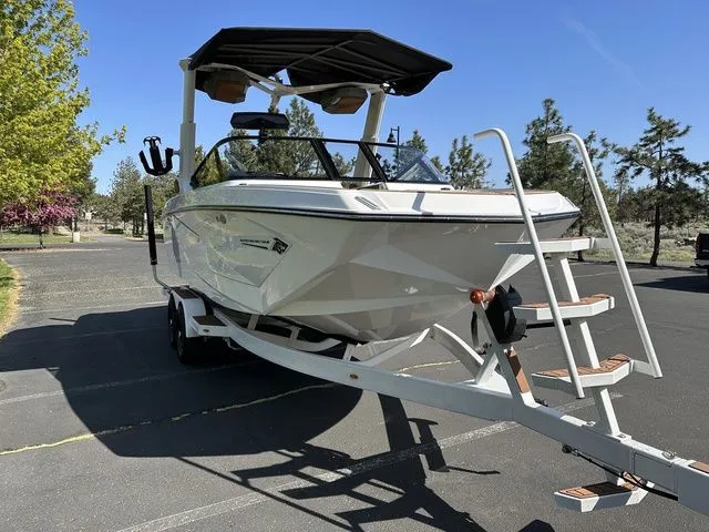 Slide: The Image of Nautique Super Air Nautique G23 2023 - 3