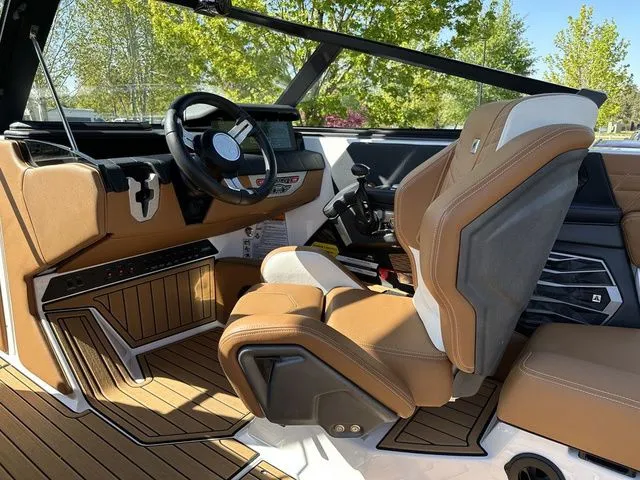 Slide: The Image of Nautique Super Air Nautique G23 2023 - 37