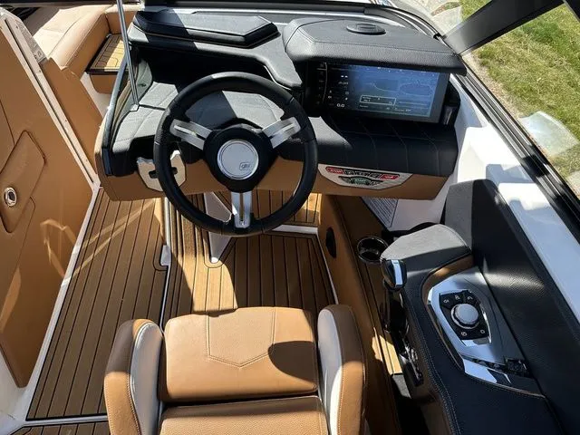 Slide: The Image of Nautique Super Air Nautique G23 2023 - 38