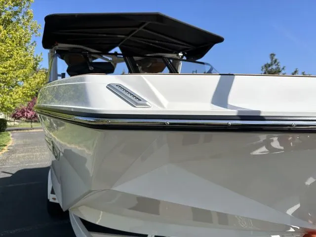 Slide: The Image of Nautique Super Air Nautique G23 2023 - 9