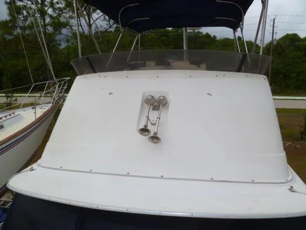 Slide: The Image of Mainship MK III 1984 - 5