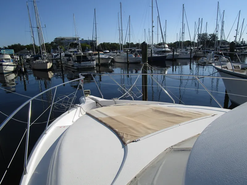 Slide: The Image of Silverton 422 Motor Yacht 1999 - 2