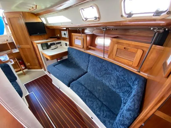 Slide: The Image of Catalina 34 MkII 1997 - 9