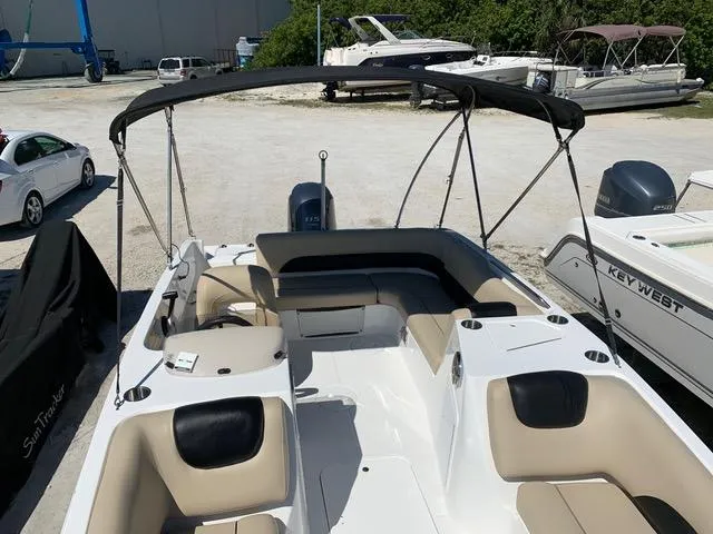 Slide: The Image of Godfrey Hurricane 188 Sun Deck Sport 2015 - 3