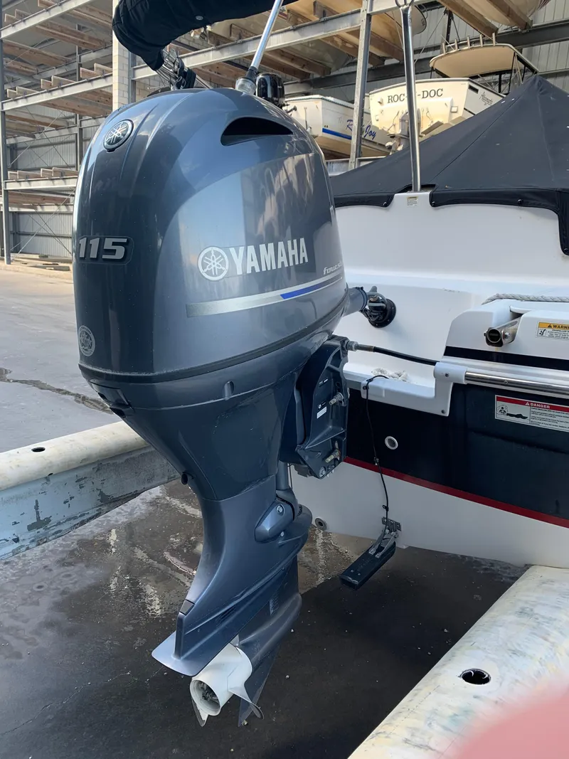 Slide: The Image of Godfrey Hurricane 188 Sun Deck Sport 2015 - 4