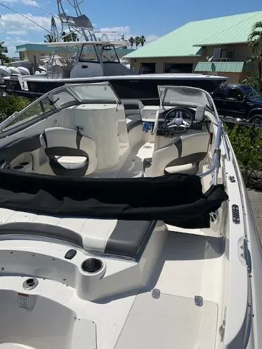Slide: The Image of Stingray 214 LR 2016 - 5