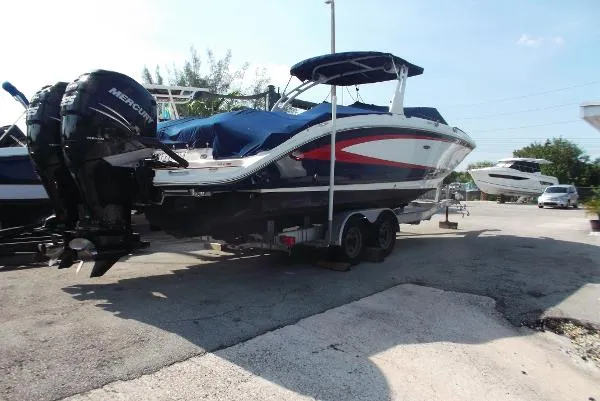 Slide: The Image of Sea Ray 290 SDX SUNDECK 2017 - 1