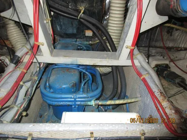 Slide: The Image of Silverton 37 Motor Yacht 1986 - 5