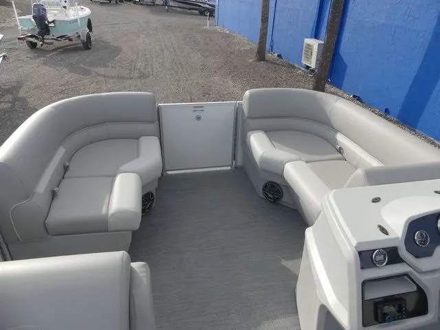 Slide: The Image of Godfrey Xperience 1680 CX 2026 - 12