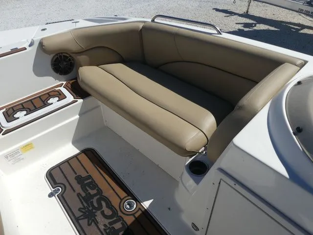 Slide: The Image of NauticStar 203 SC 2020 - 11