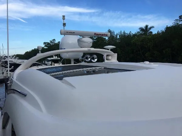 Slide: The Image of Sea Ray 55 Sundancer 2009 - 6