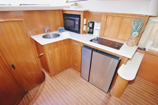 Slide: The Image of Carver Yachts Aft Cockpit Motor Yacht 2005 - 9