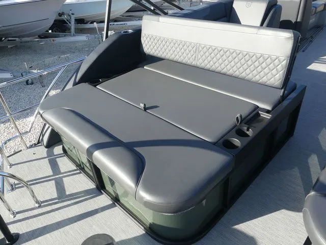 Slide: The Image of Godfrey Sweetwater 2286 SFL 2026 - 6