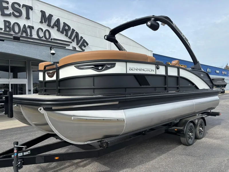 Slide: The Image of Bennington 23 MCSB Luxe 2026 - 14