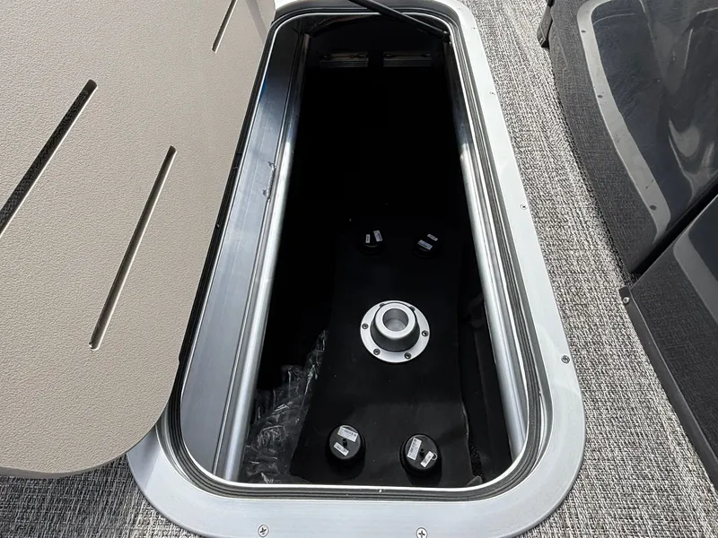 Slide: The Image of Bennington 23 MCSB Luxe 2026 - 29