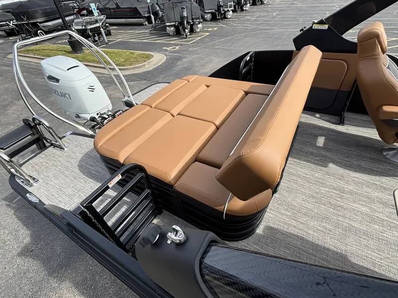 Slide: The Image of Bennington 23 MCSB Luxe 2026 - 8