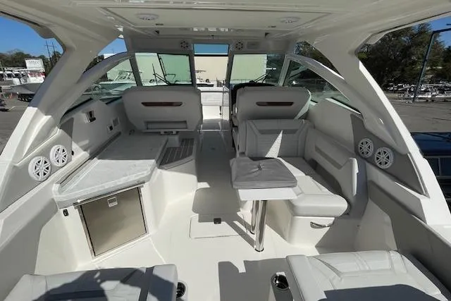 Slide: The Image of Tiara 34 LX 2026 - 5