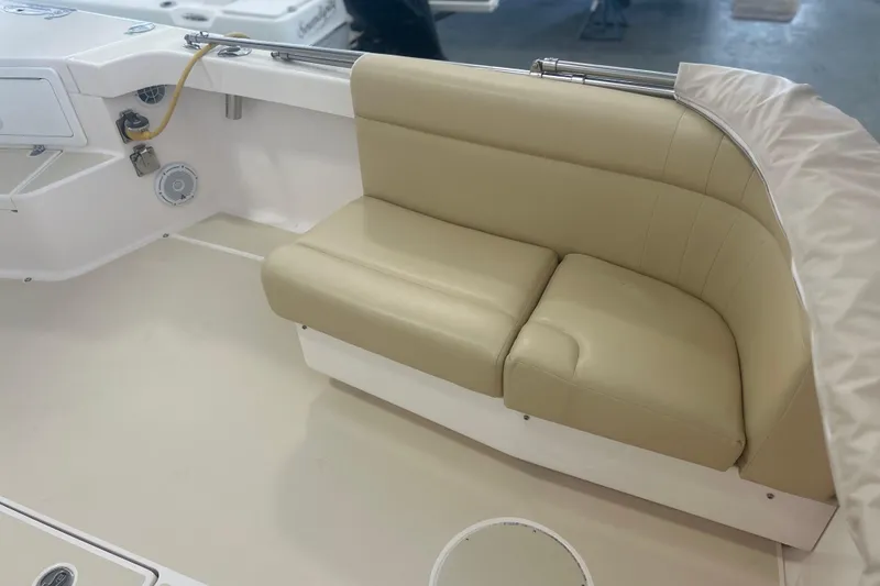 Slide: The Image of Beige seating area on 2007 True North 38 Heritage boat deck. - 42