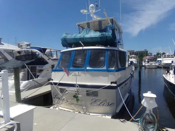 Slide: The Image of Hatteras 53 Motor Yacht 1978 - 7
