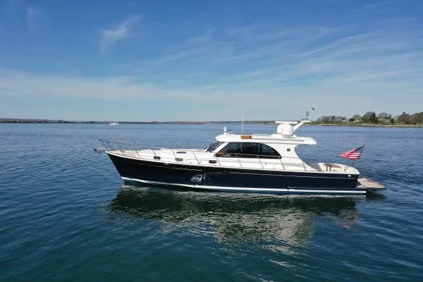 Slide: The Image of Grand Banks Eastbay 50 SX 2015 - 3