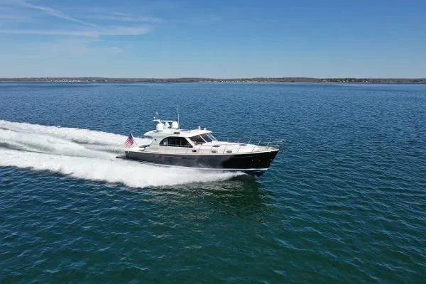 Slide: The Image of Grand Banks Eastbay 50 SX 2015 - 4