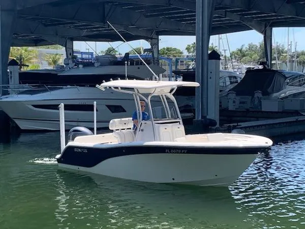 Slide: The Image of Sea Fox 226 Commander 2014 - 11