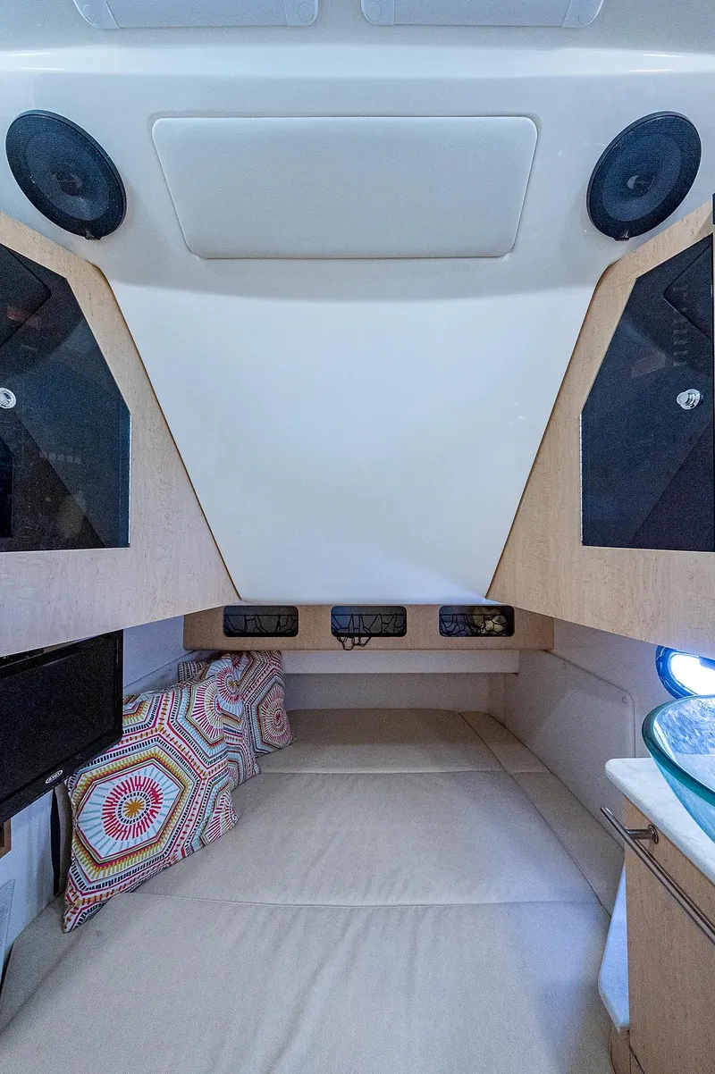 Slide: The Image of Boston Whaler 370 Outrage 2017 - 59