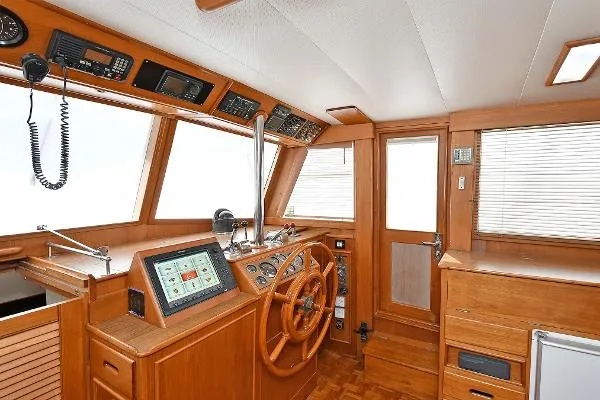 Slide: The Image of Grand Banks Classic 1989 - 6