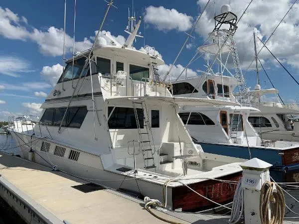 Slide: The Image of Hatteras 65 Convertible Enclosed Bridge 1993 - 6