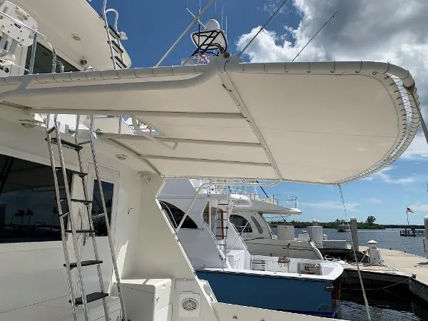 Slide: The Image of Hatteras 65 Convertible Enclosed Bridge 1993 - 9